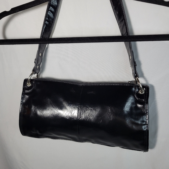 Kenneth Cole Reaction black vinyl baguette shoulder bag - Picture 5 of 8